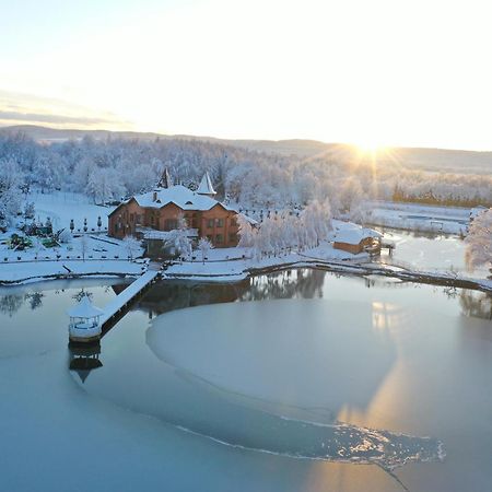 Отель Shepilska Relax Complex Долголука Экстерьер фото